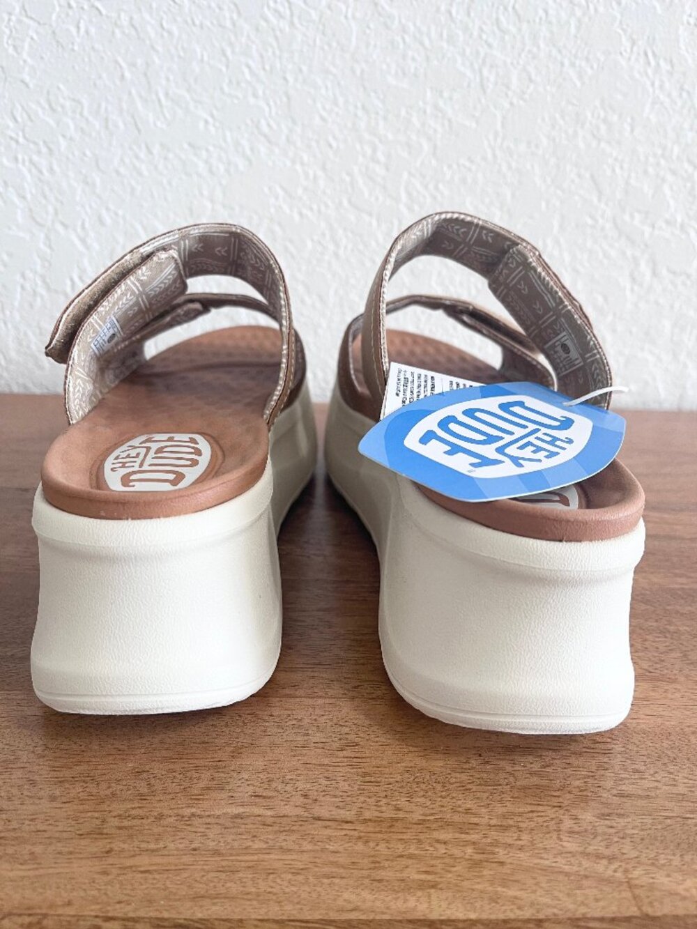 NEW! Hey Dude Del Ray Classic Slides Platform Sandals Tan 6 - Picture 11 of 13